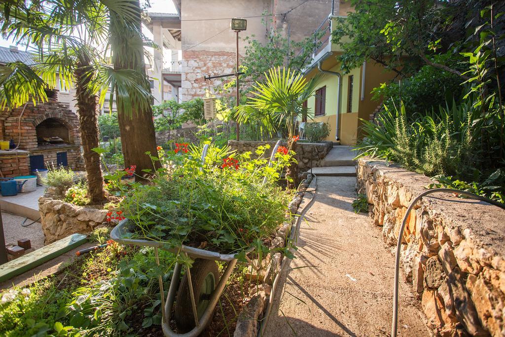 Apartment Pipo Rijeka Exterior photo